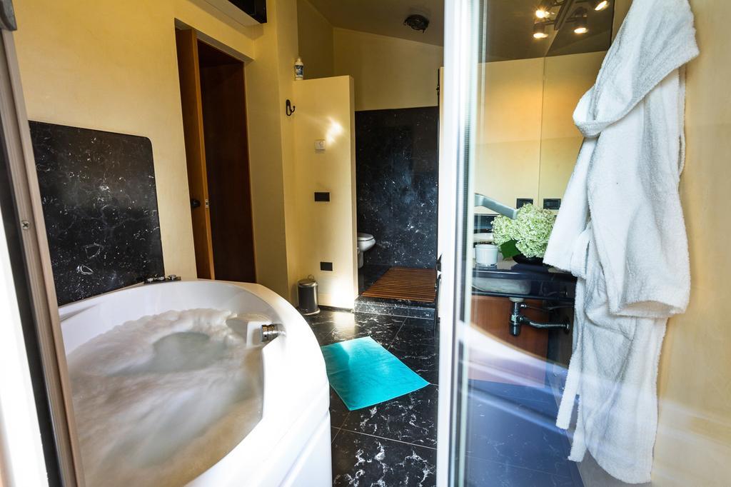 B&B Villa Adriano Desenzano del Garda Ngoại thất bức ảnh