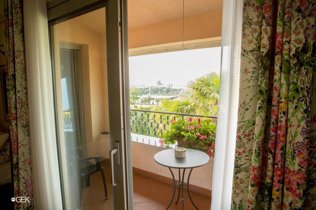 B&B Villa Adriano Desenzano del Garda Ngoại thất bức ảnh