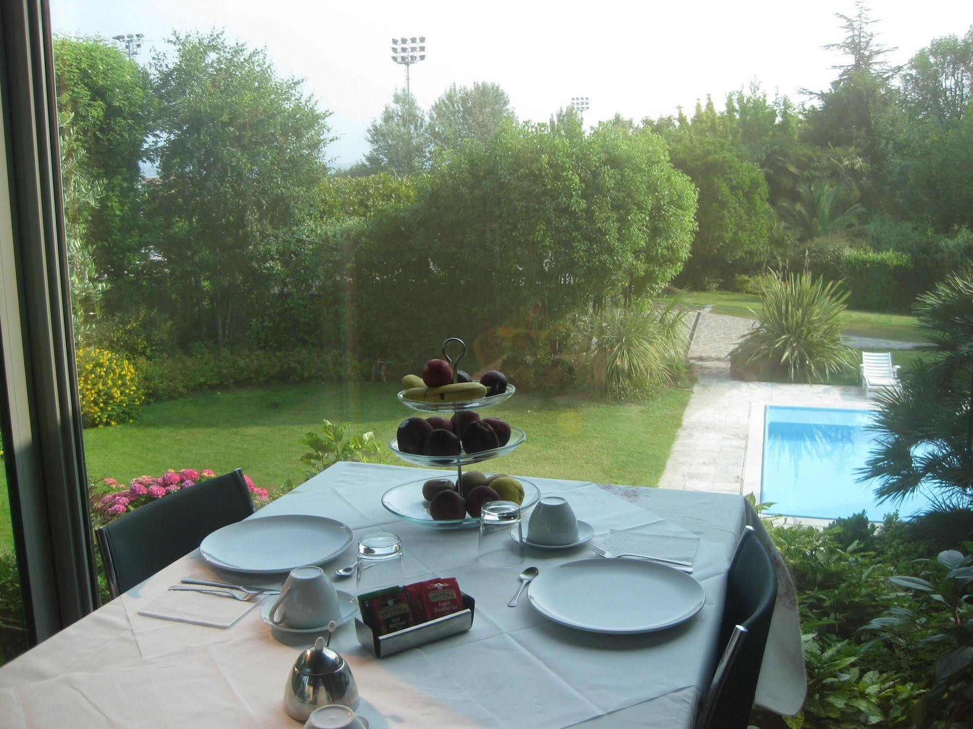 B&B Villa Adriano Desenzano del Garda Ngoại thất bức ảnh